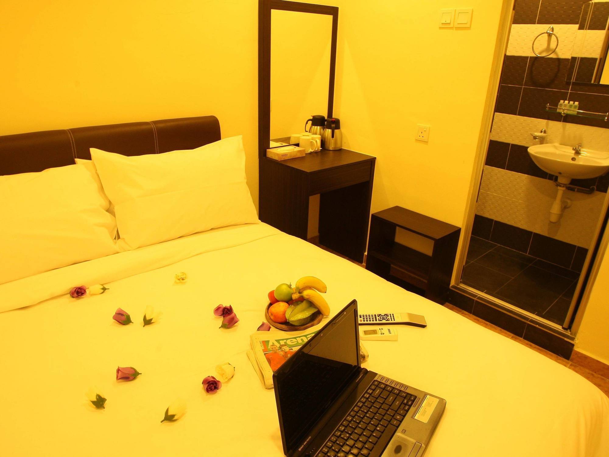 T-hotel Jb 2*